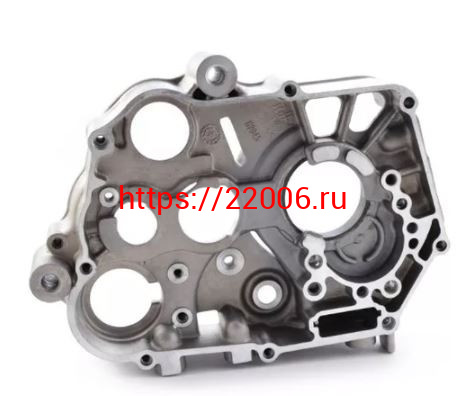 Крышка двигателя правая YX150 Крышка двигателя правая YX150